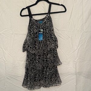 Aqua Blu Black and White Floral tank